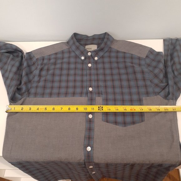 Wezc men's medium plaid color blocked button down long sleeve shirt - Picture 9 of 11